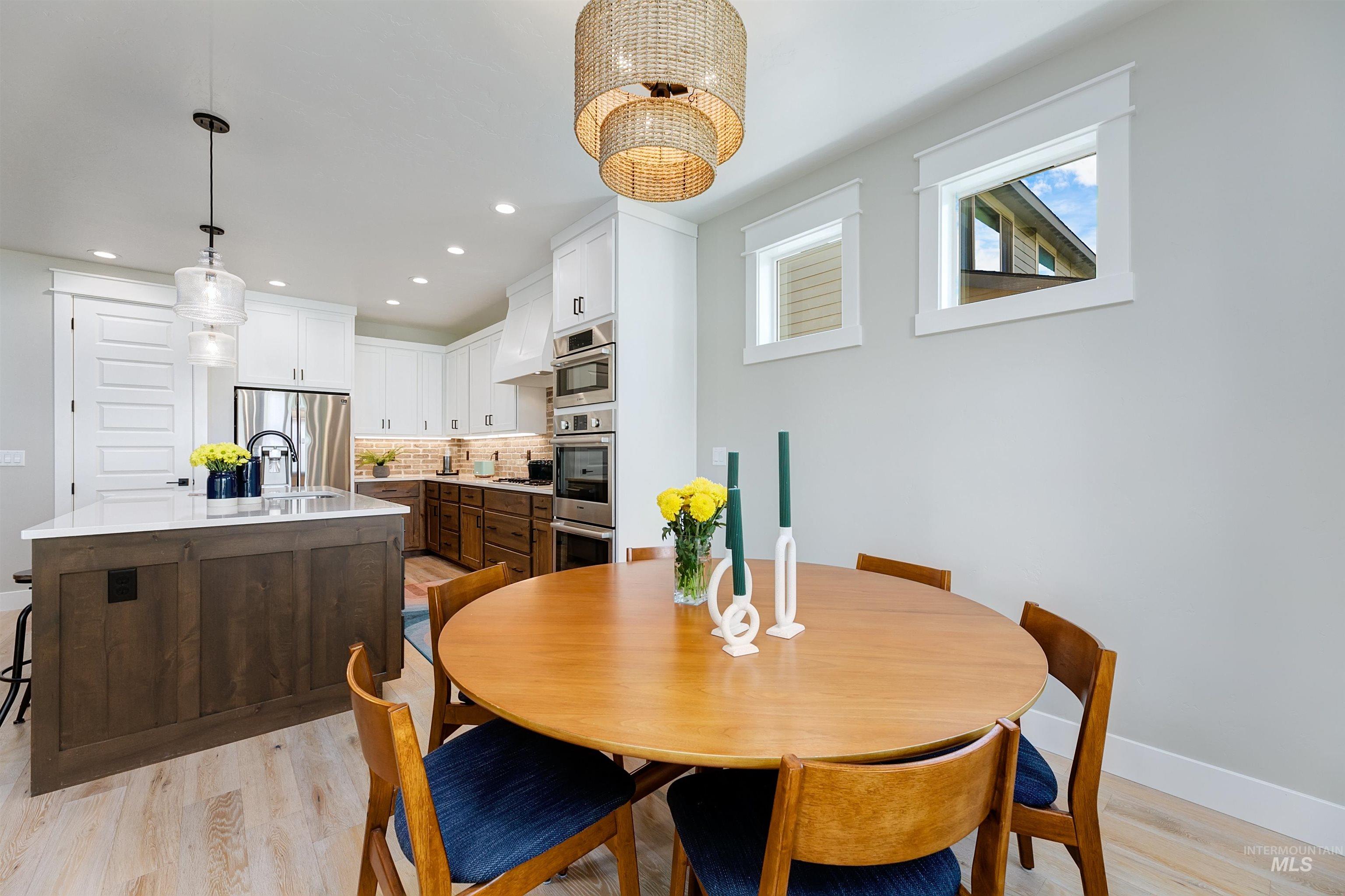 5463 N Exeter Way, Meridian, Idaho 83646, 5 Bedrooms, 2.5 Bathrooms, Residential For Sale, Price $770,000, 98966640