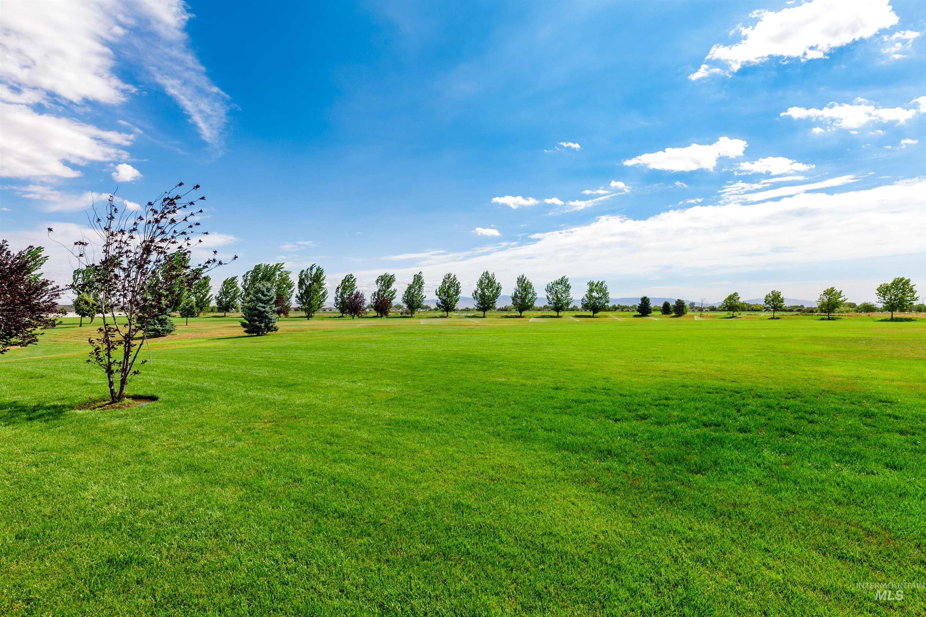 Bridgetower West offers spacious common areas and walking paths.