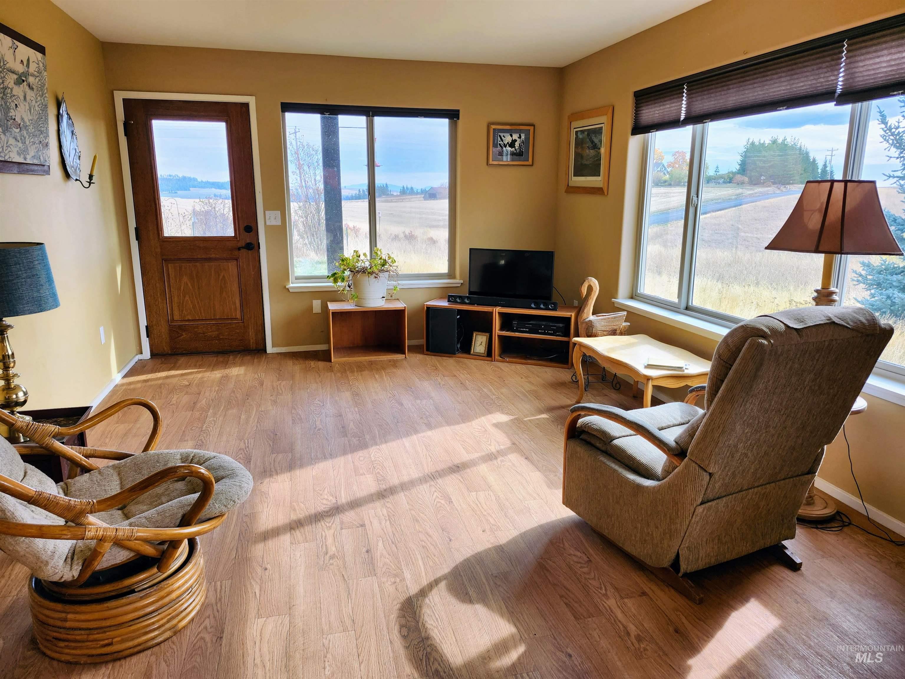 1703 Little Bear Ridge Rd, Troy, Idaho 83871, 3 Bedrooms, 2 Bathrooms, Residential For Sale, Price $900,000, 98966645