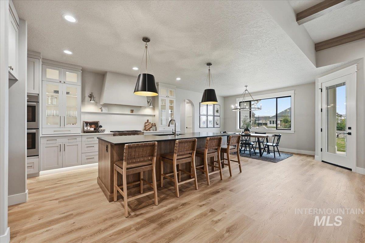 6862 E Chicken Hawk Loop, Nampa, Idaho 83686, 4 Bedrooms, 3.5 Bathrooms, Residential For Sale, Price $989,900, 98966657