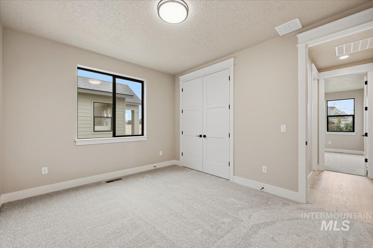 6862 E Chicken Hawk Loop, Nampa, Idaho 83686, 4 Bedrooms, 3.5 Bathrooms, Residential For Sale, Price $989,900, 98966657