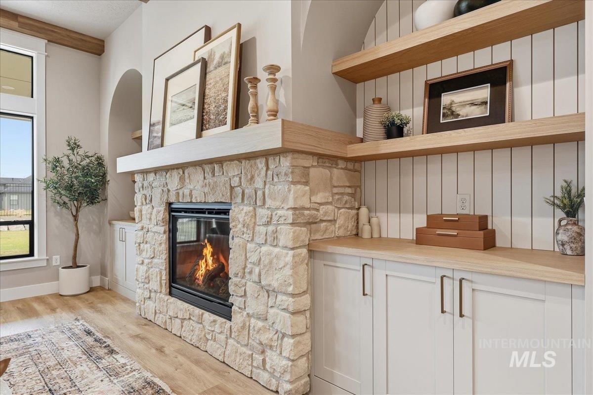 6862 E Chicken Hawk Loop, Nampa, Idaho 83686, 4 Bedrooms, 3.5 Bathrooms, Residential For Sale, Price $989,900, 98966657