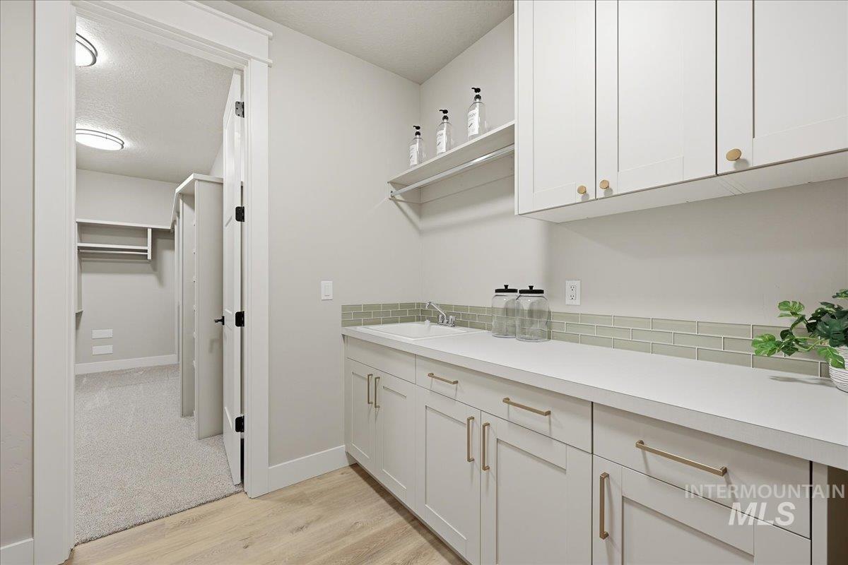 6862 E Chicken Hawk Loop, Nampa, Idaho 83686, 4 Bedrooms, 3.5 Bathrooms, Residential For Sale, Price $989,900, 98966657