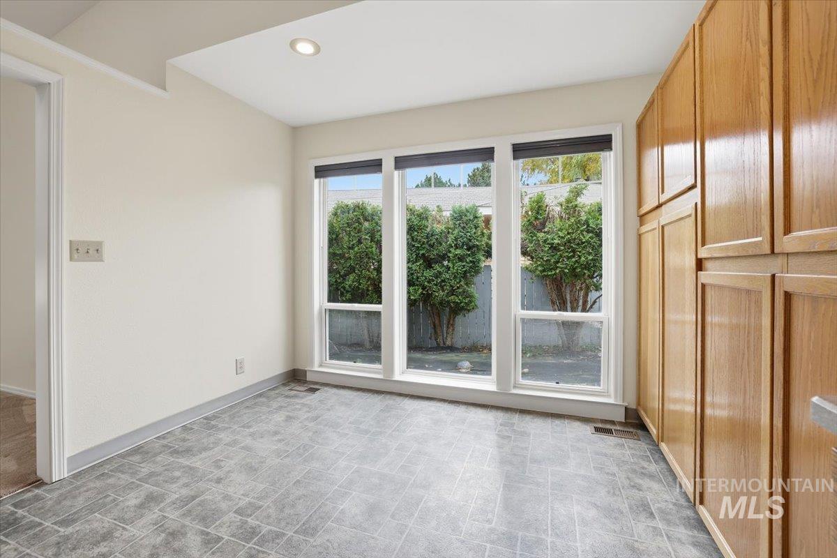 1823 Ray, Caldwell, Idaho 83605, 2 Bedrooms, 2 Bathrooms, Residential For Sale, Price $365,000, 98966660