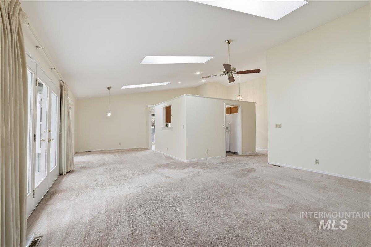 1823 Ray, Caldwell, Idaho 83605, 2 Bedrooms, 2 Bathrooms, Residential For Sale, Price $365,000, 98966660