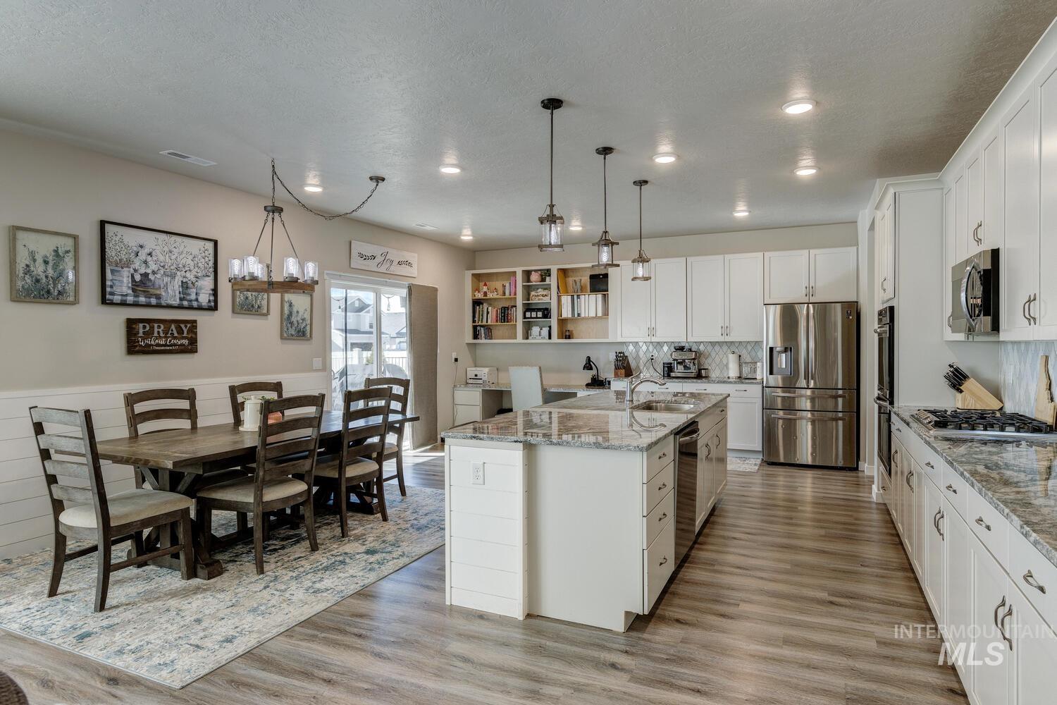 10385 Elgin Ridge St., Nampa, Idaho 83687, 5 Bedrooms, 4 Bathrooms, Residential For Sale, Price $599,900, 98966673