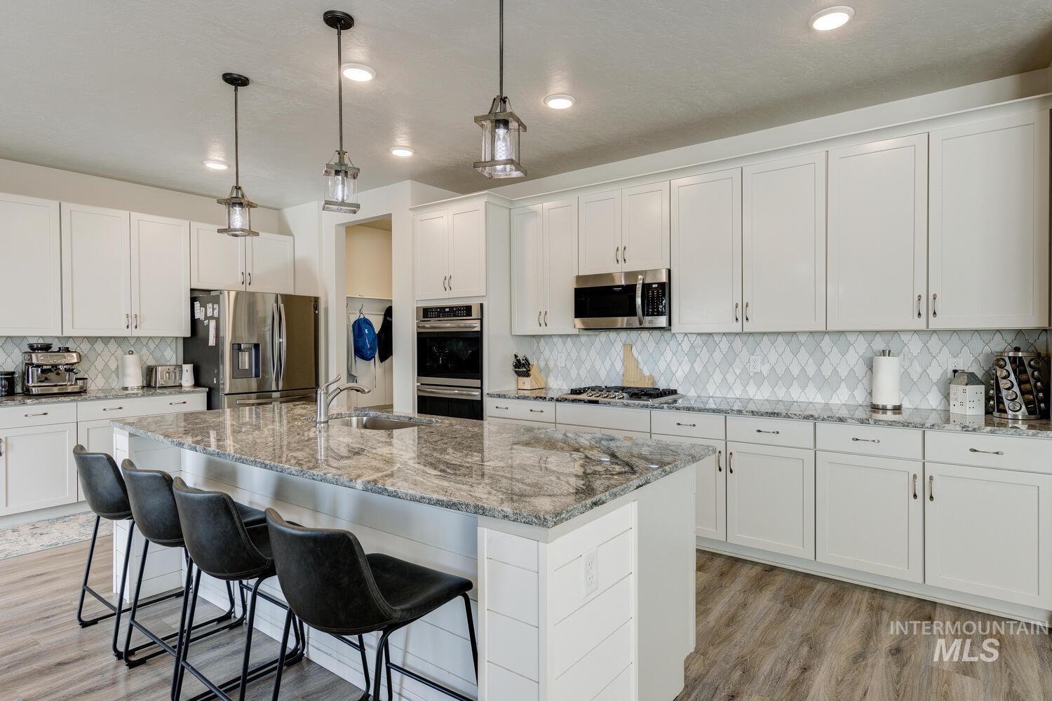 10385 Elgin Ridge St., Nampa, Idaho 83687, 5 Bedrooms, 4 Bathrooms, Residential For Sale, Price $599,900, 98966673