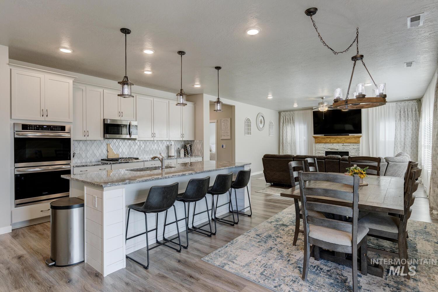 10385 Elgin Ridge St., Nampa, Idaho 83687, 5 Bedrooms, 4 Bathrooms, Residential For Sale, Price $599,900, 98966673