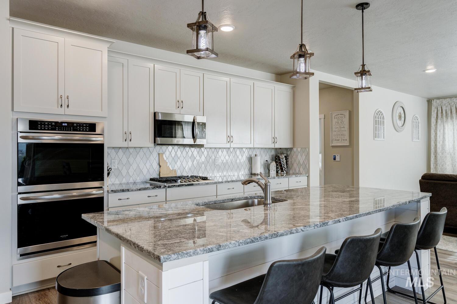 10385 Elgin Ridge St., Nampa, Idaho 83687, 5 Bedrooms, 4 Bathrooms, Residential For Sale, Price $599,900, 98966673