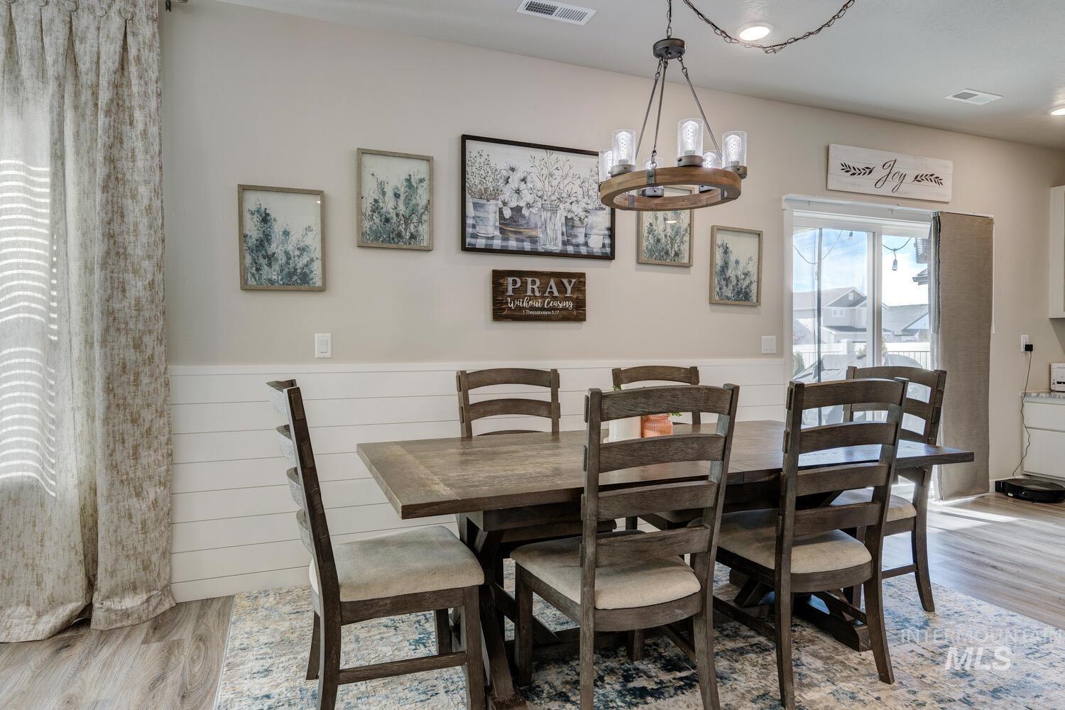 10385 Elgin Ridge St., Nampa, Idaho 83687, 5 Bedrooms, 4 Bathrooms, Residential For Sale, Price $599,900, 98966673