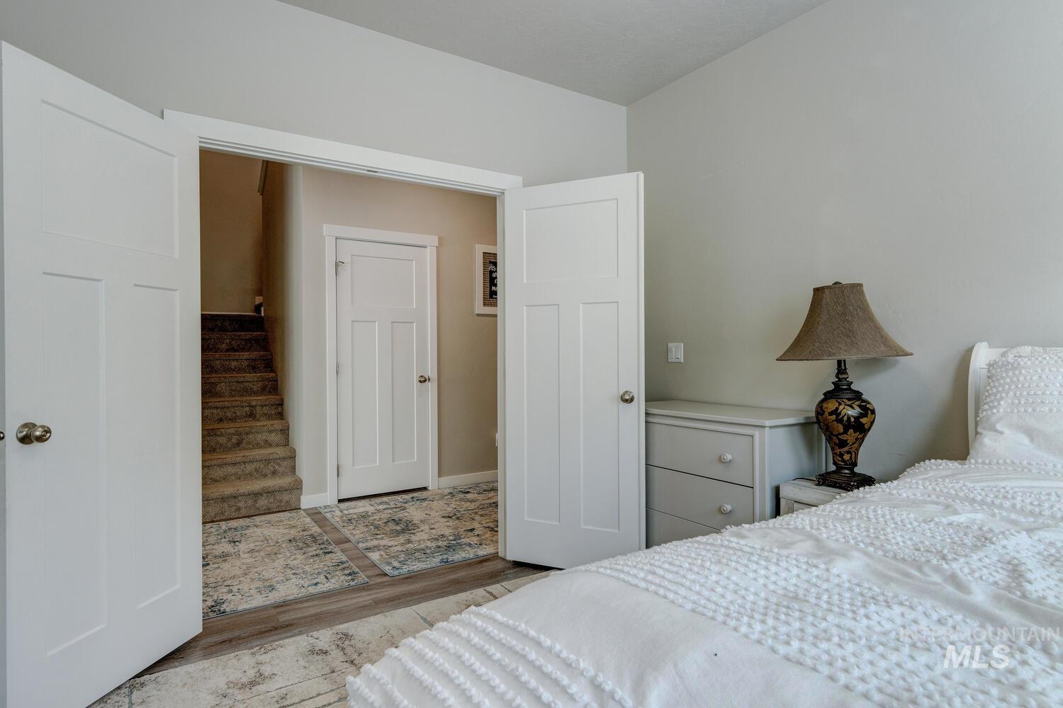 10385 Elgin Ridge St., Nampa, Idaho 83687, 5 Bedrooms, 4 Bathrooms, Residential For Sale, Price $599,900, 98966673