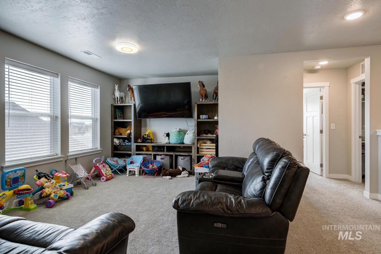 10385 Elgin Ridge St., Nampa, Idaho 83687, 5 Bedrooms, 4 Bathrooms, Residential For Sale, Price $599,900, 98966673