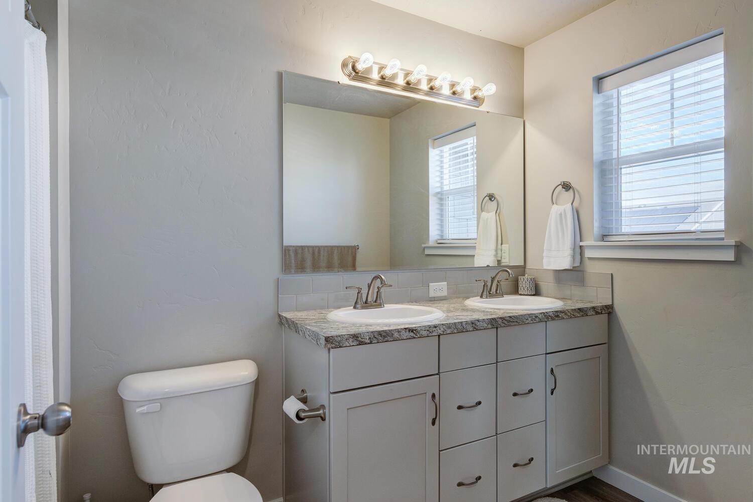 10385 Elgin Ridge St., Nampa, Idaho 83687, 5 Bedrooms, 4 Bathrooms, Residential For Sale, Price $599,900, 98966673