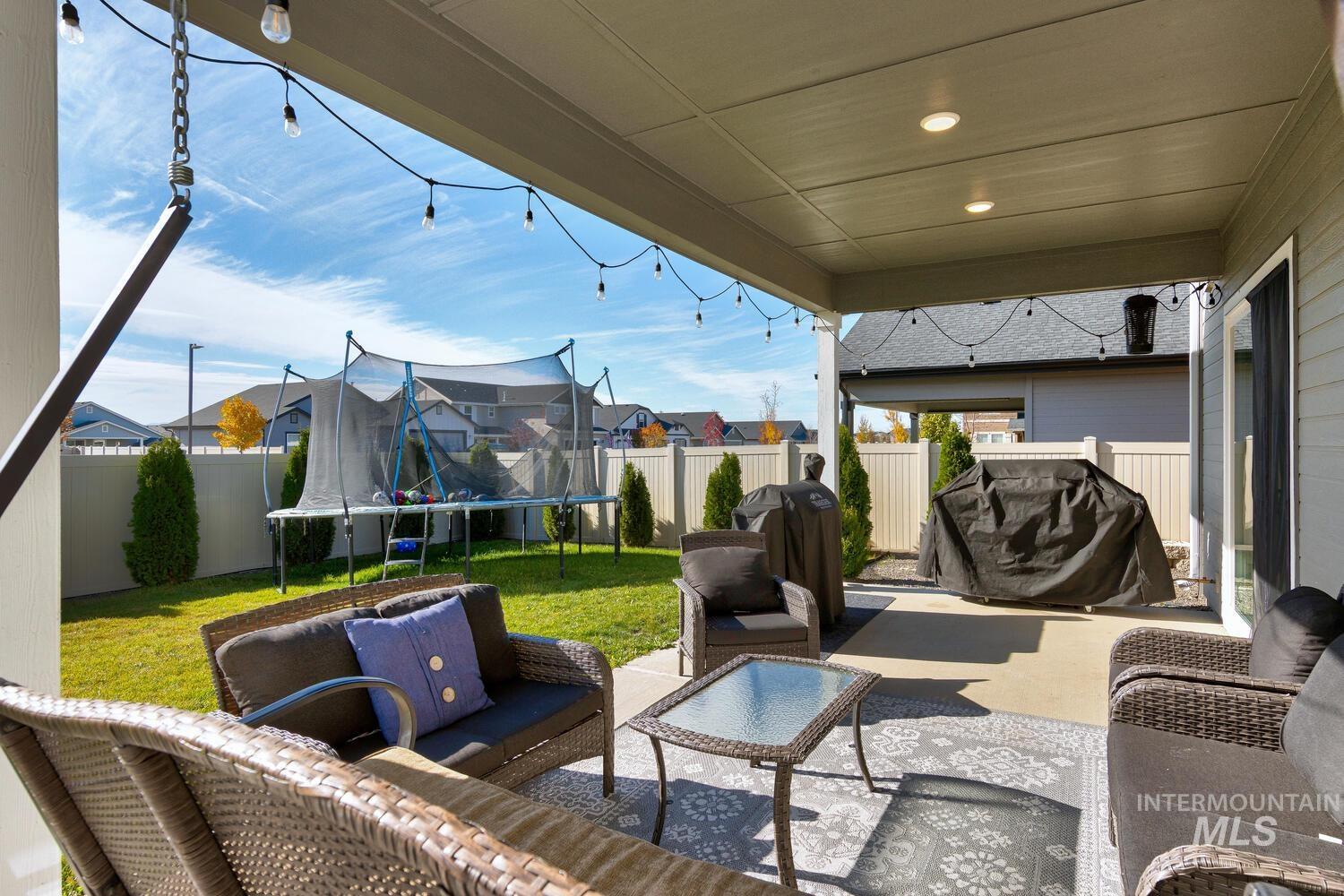 10385 Elgin Ridge St., Nampa, Idaho 83687, 5 Bedrooms, 4 Bathrooms, Residential For Sale, Price $599,900, 98966673