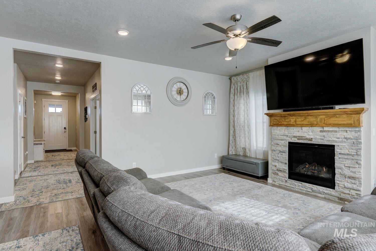 10385 Elgin Ridge St., Nampa, Idaho 83687, 5 Bedrooms, 4 Bathrooms, Residential For Sale, Price $599,900, 98966673