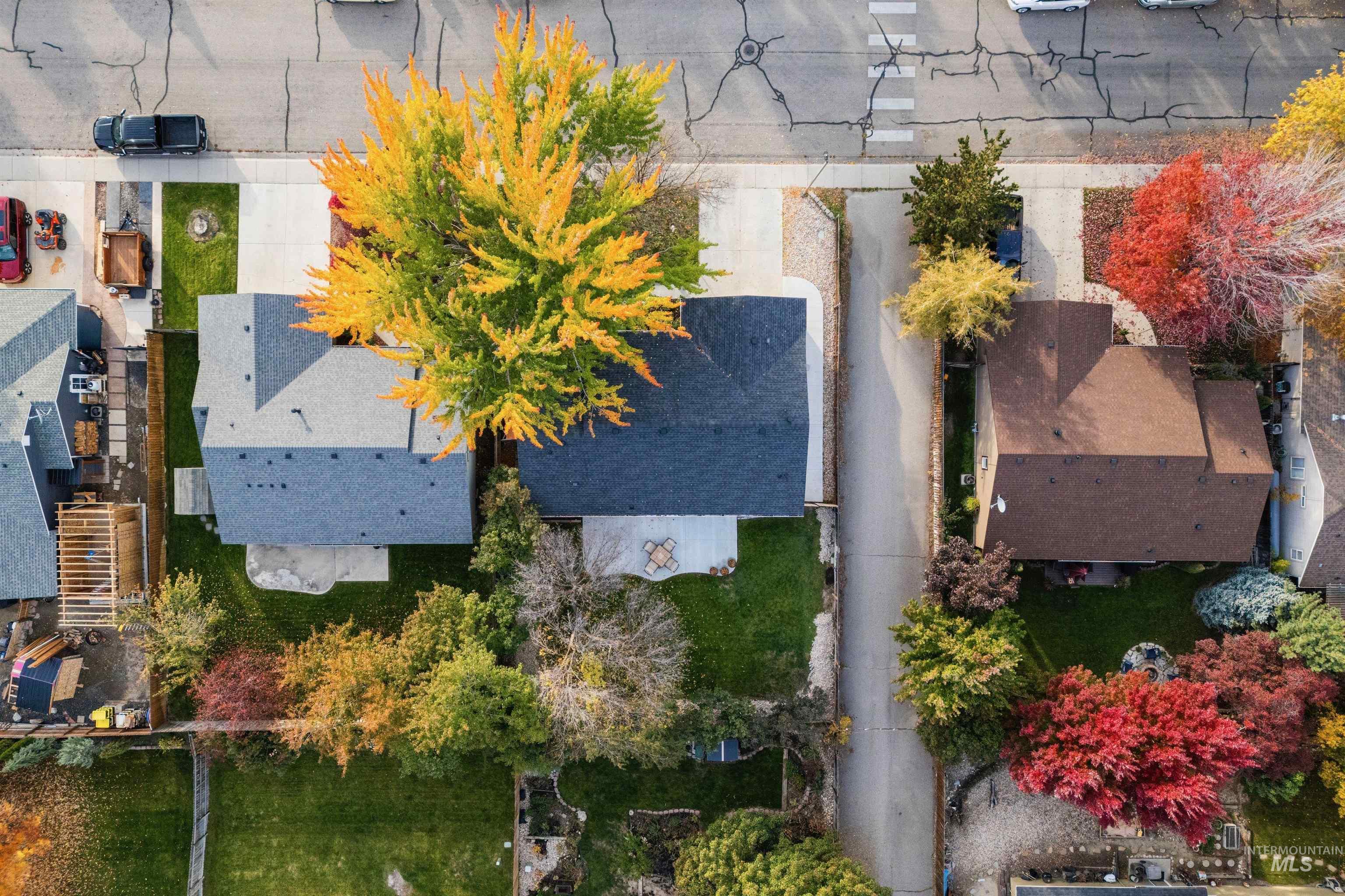 6248 N Prescott Avenue, Boise, Idaho 83714, 3 Bedrooms, 2 Bathrooms, Residential For Sale, Price $449,000, 98966679