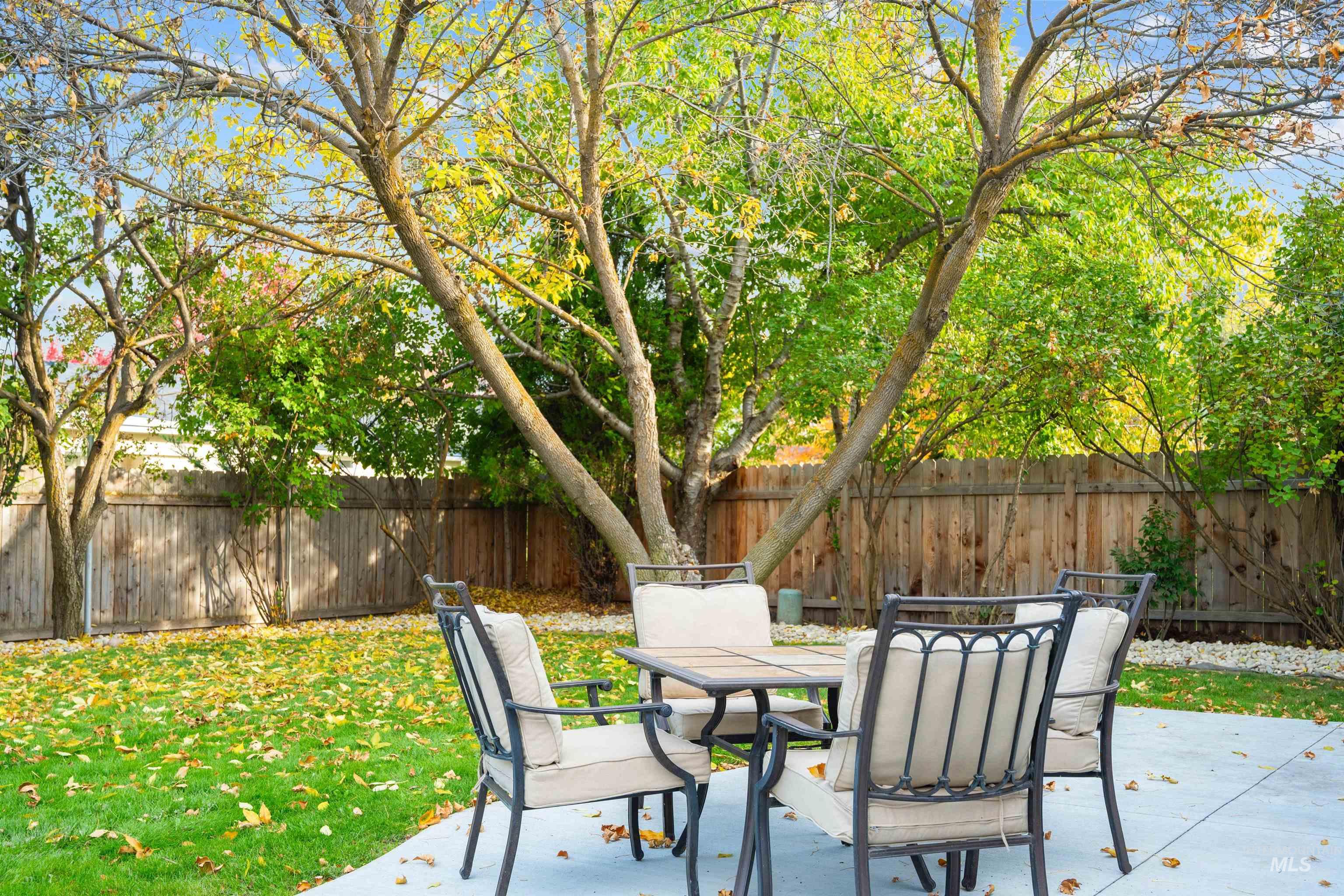 6248 N Prescott Avenue, Boise, Idaho 83714, 3 Bedrooms, 2 Bathrooms, Residential For Sale, Price $449,000, 98966679