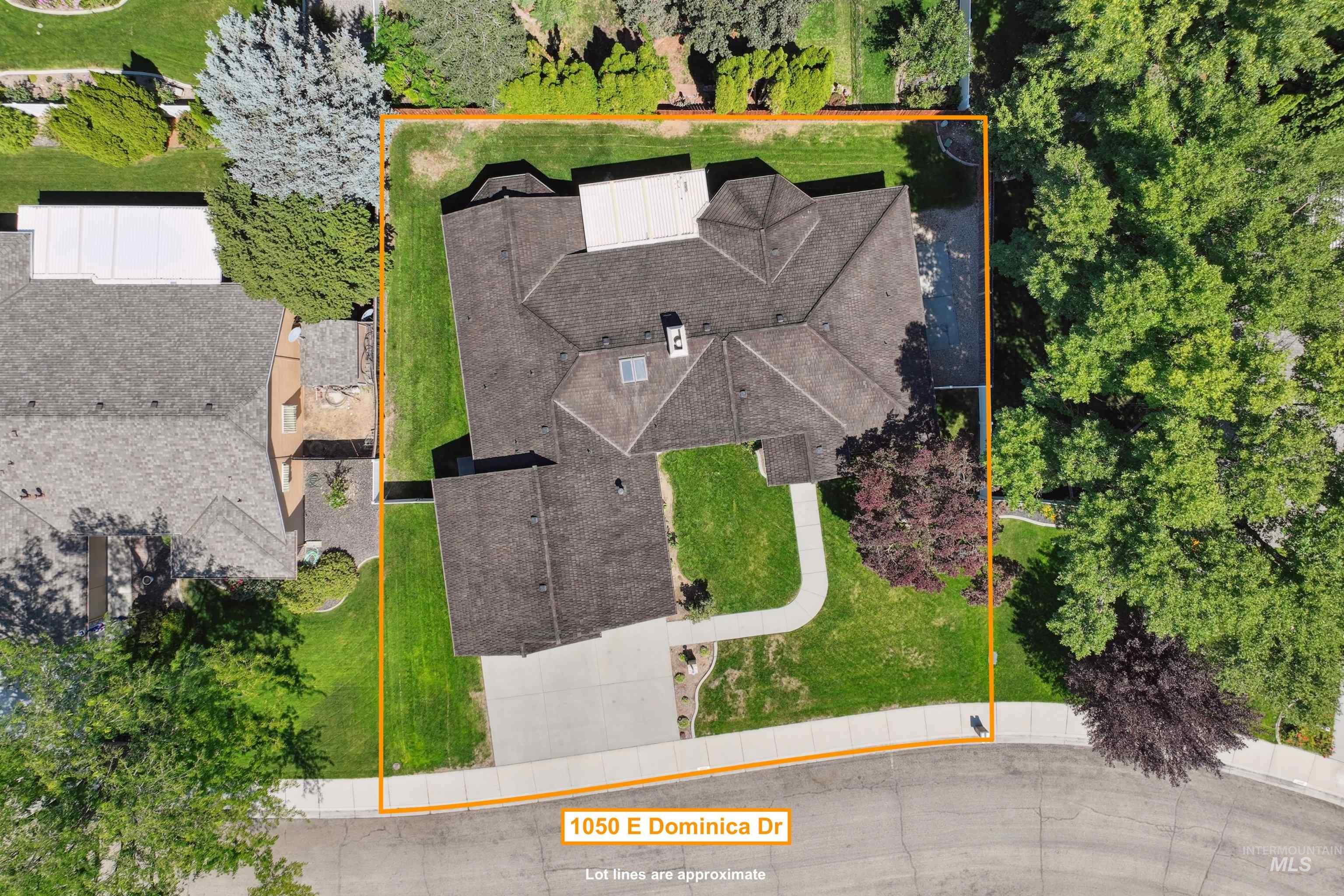 1050 E Dominica Drive, Meridian, Idaho 83642, 3 Bedrooms, 2.5 Bathrooms, Residential For Sale, Price $569,000, 98966692