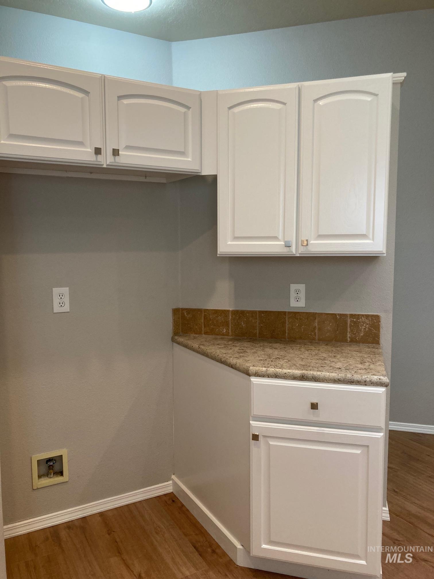 1050 E Dominica Drive, Meridian, Idaho 83642, 3 Bedrooms, 2.5 Bathrooms, Residential For Sale, Price $569,000, 98966692