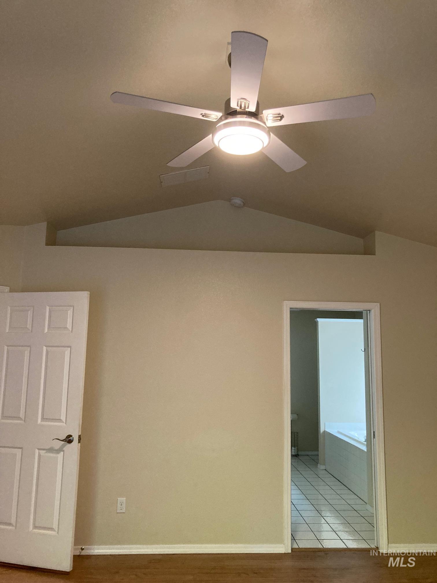 1050 E Dominica Drive, Meridian, Idaho 83642, 3 Bedrooms, 2.5 Bathrooms, Residential For Sale, Price $569,000, 98966692