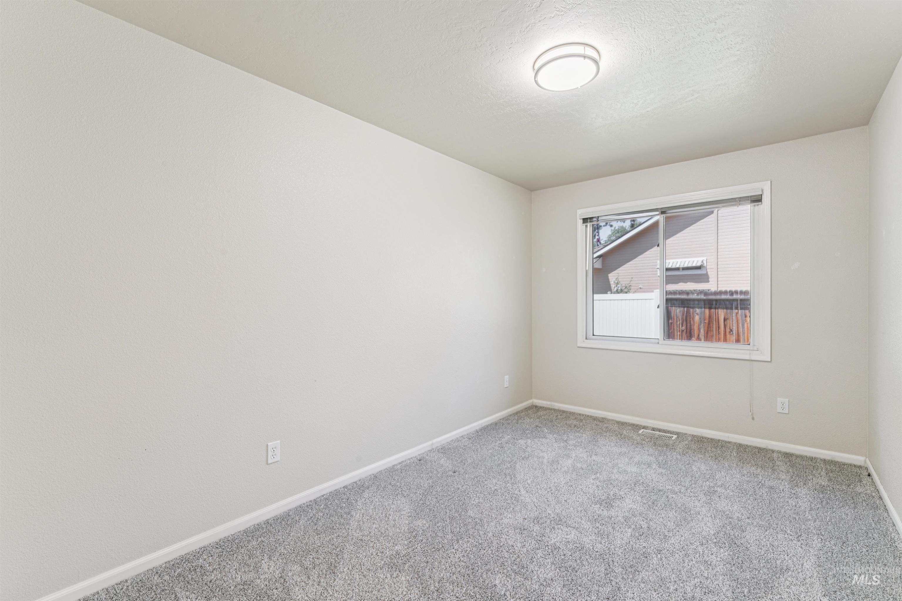 1050 E Dominica Drive, Meridian, Idaho 83642, 3 Bedrooms, 2.5 Bathrooms, Residential For Sale, Price $569,000, 98966692