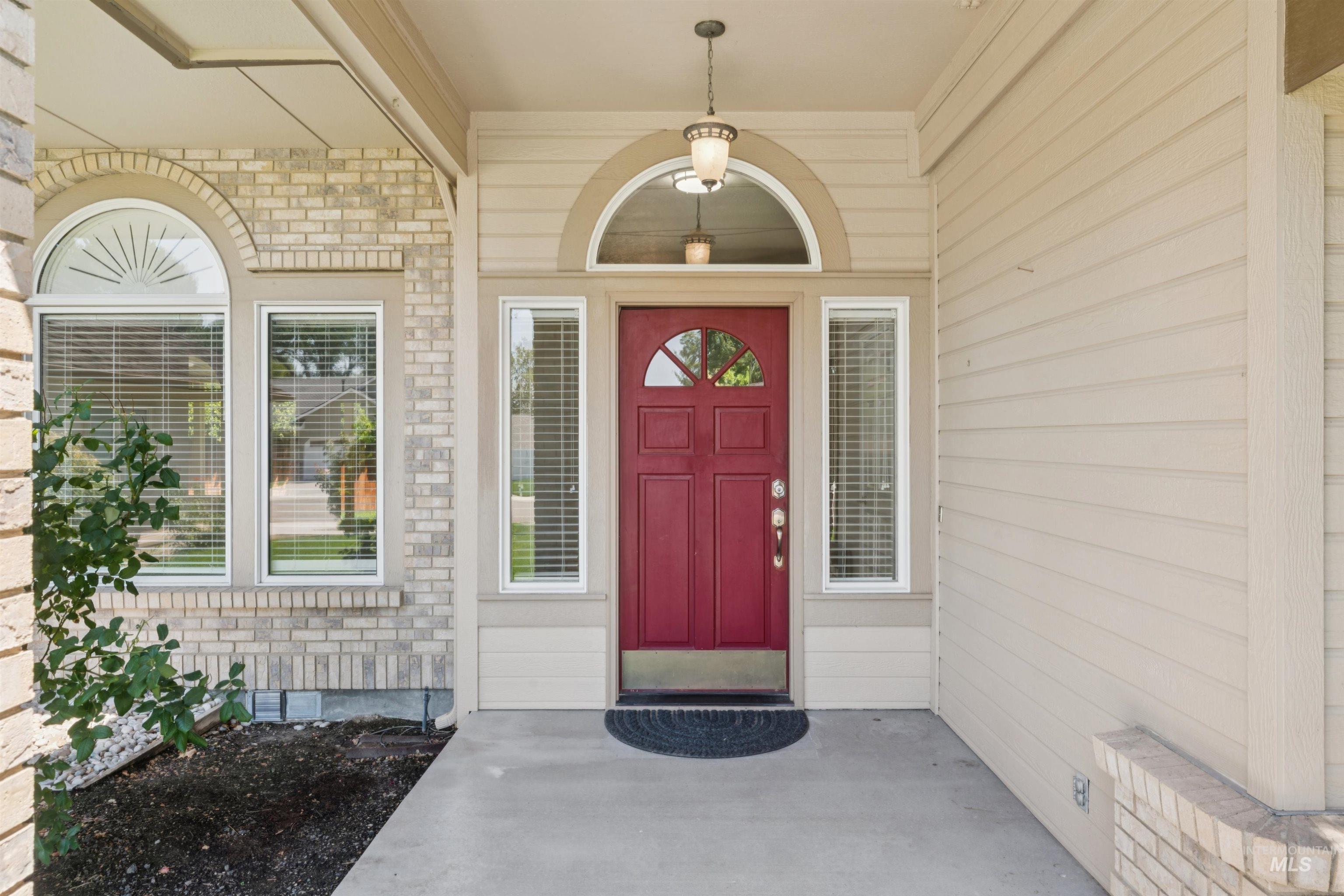 1050 E Dominica Drive, Meridian, Idaho 83642, 3 Bedrooms, 2.5 Bathrooms, Residential For Sale, Price $569,000, 98966692