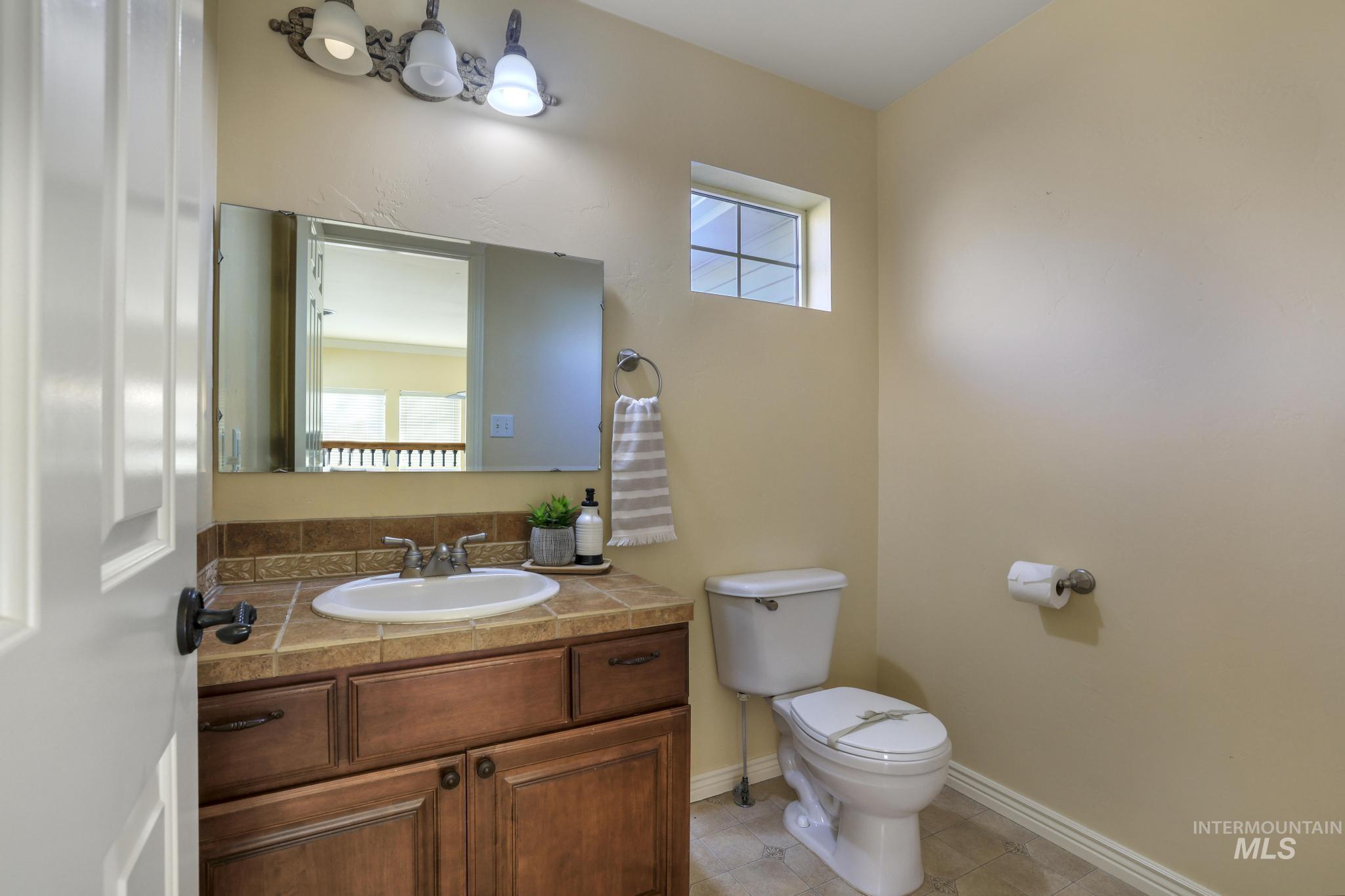 2790 Suncrest Circle, Twin Falls, Idaho 83301, 5 Bedrooms, 3 Bathrooms, Residential For Sale, Price $663,000, 98966697