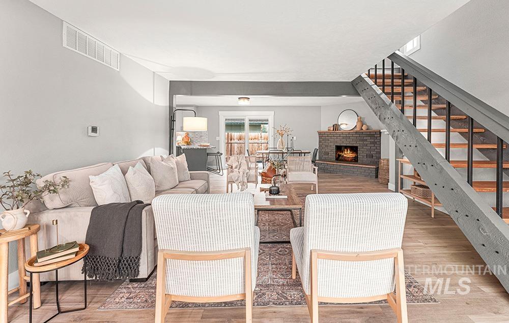 670 S Berwick Dr, Boise, Idaho 83706, 3 Bedrooms, 3 Bathrooms, Residential For Sale, Price $685,000, 98966703