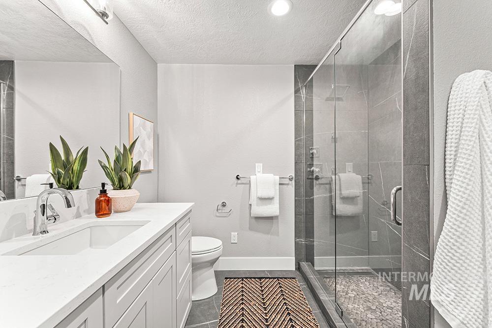 670 S Berwick Dr, Boise, Idaho 83706, 3 Bedrooms, 3 Bathrooms, Residential For Sale, Price $685,000, 98966703