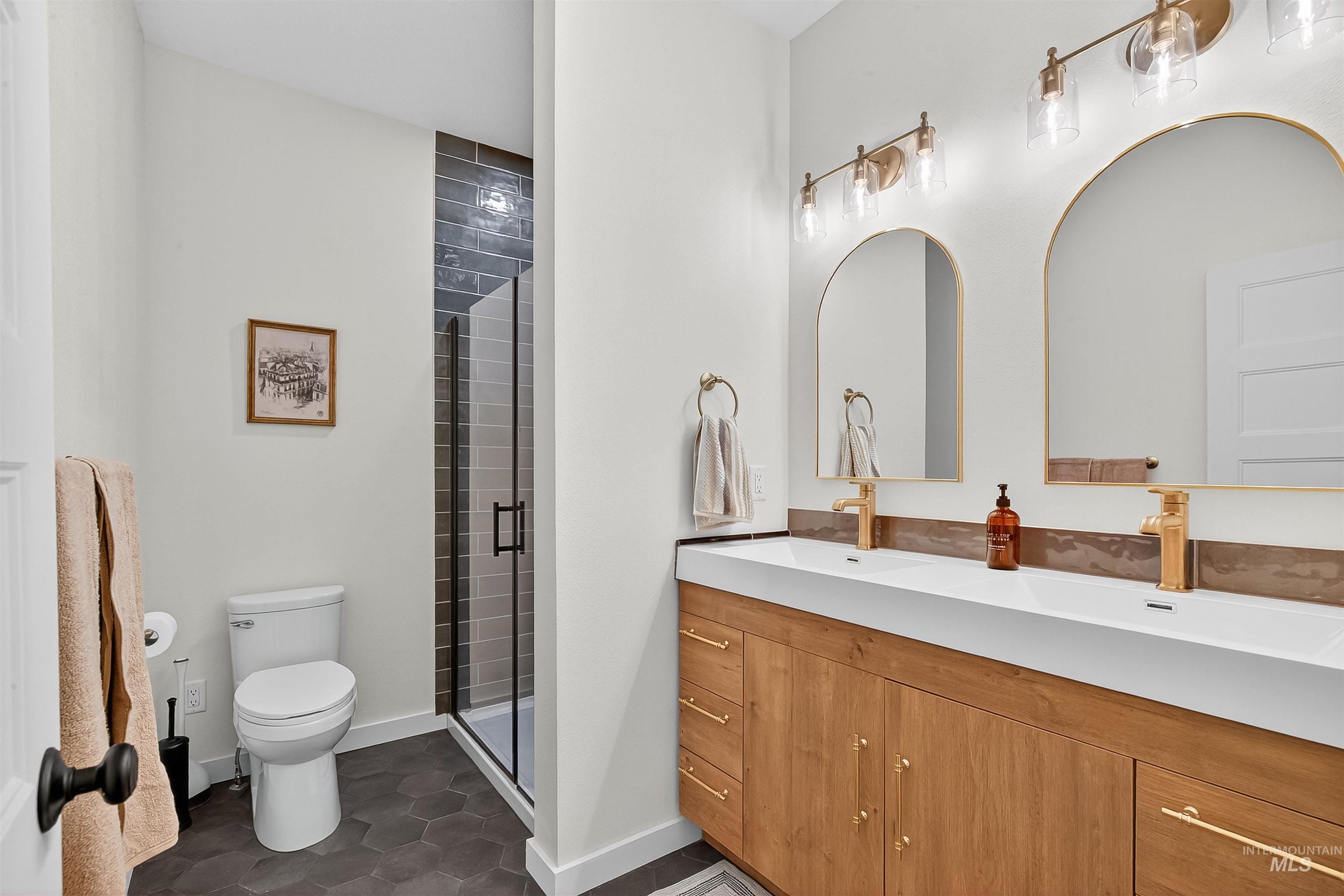 425 27th St, Lewiston, Idaho 83501, 5 Bedrooms, 4 Bathrooms, Residential For Sale, Price $629,000, 98966712