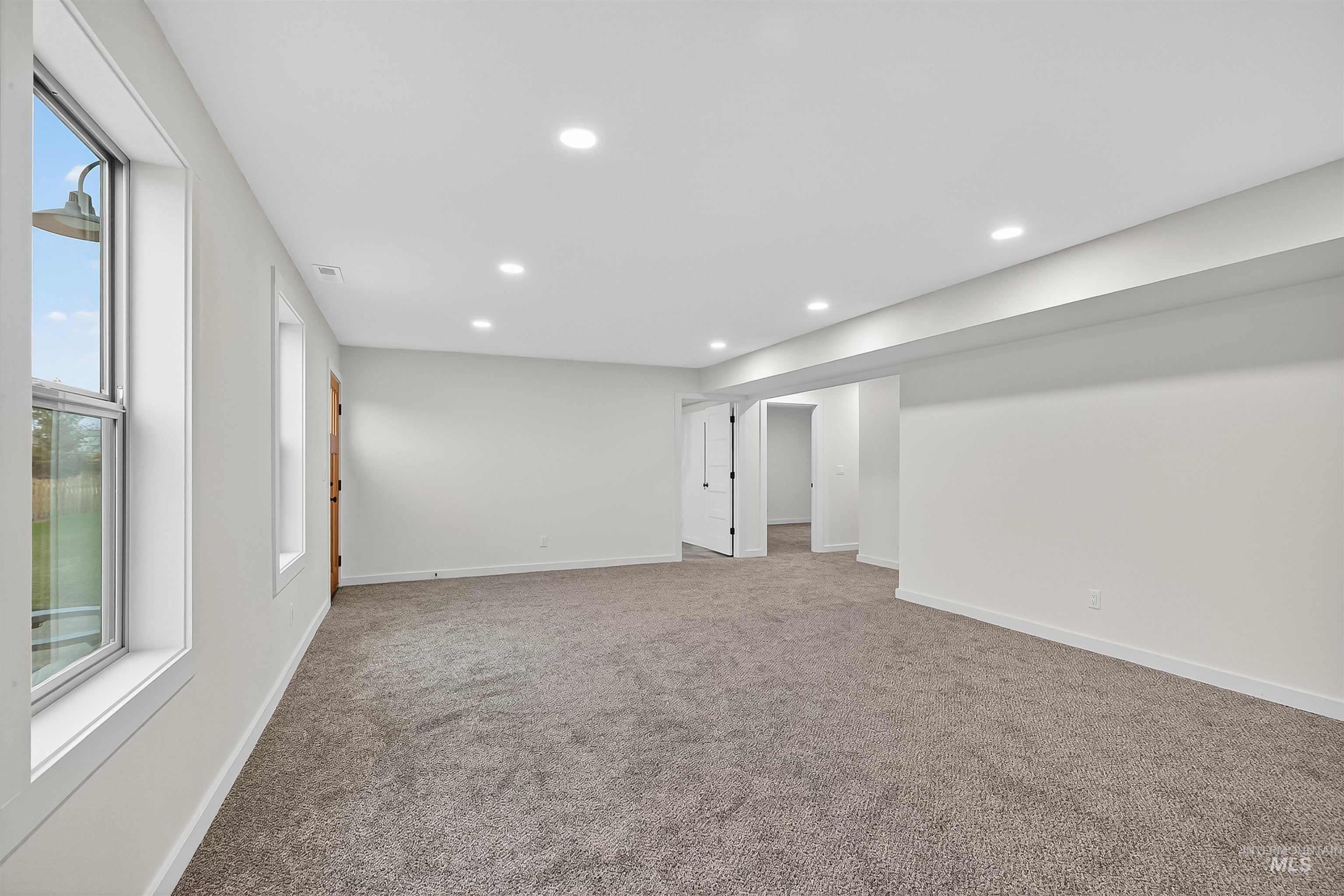 425 27th St, Lewiston, Idaho 83501, 5 Bedrooms, 4 Bathrooms, Residential For Sale, Price $629,000, 98966712