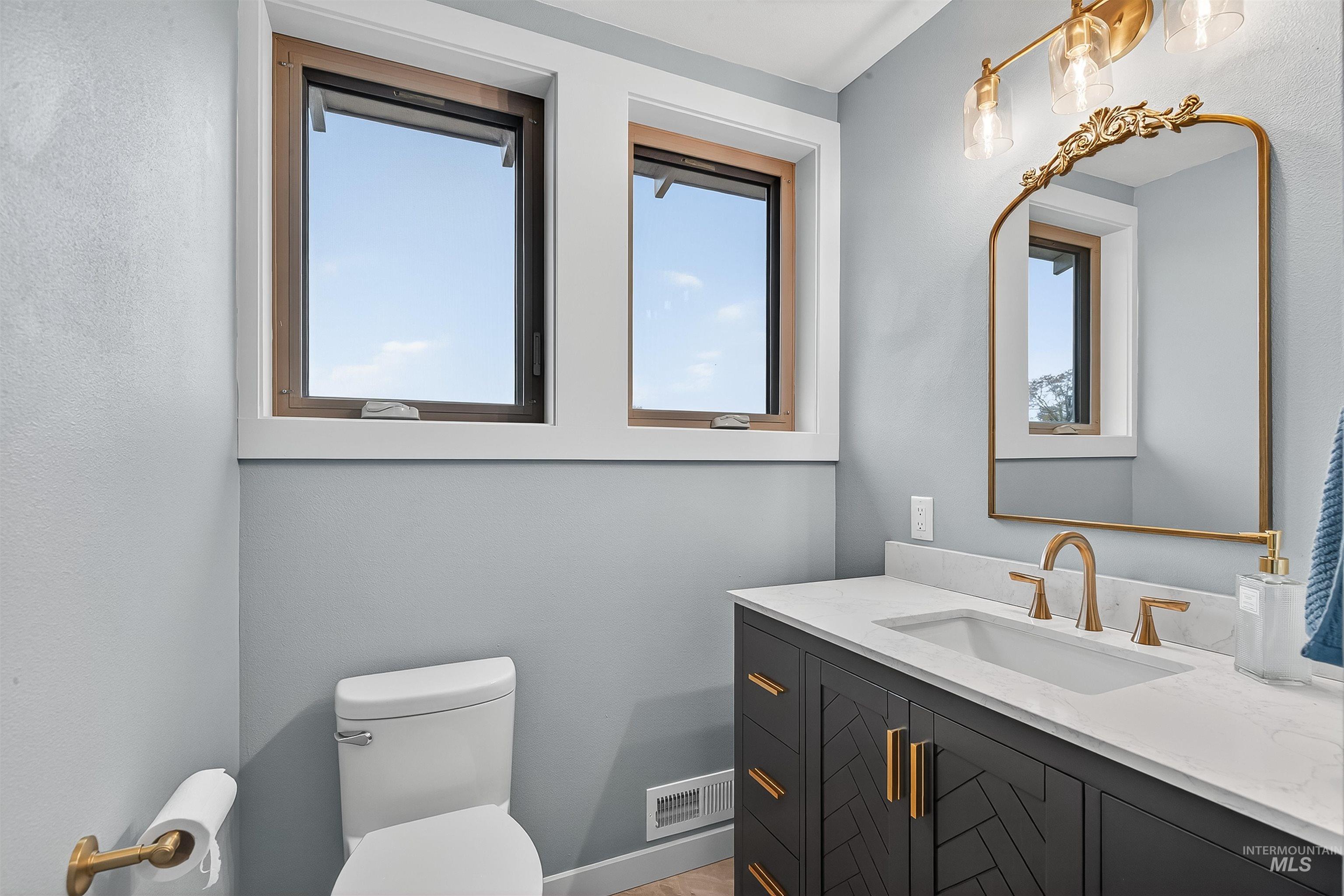 425 27th St, Lewiston, Idaho 83501, 5 Bedrooms, 4 Bathrooms, Residential For Sale, Price $629,000, 98966712