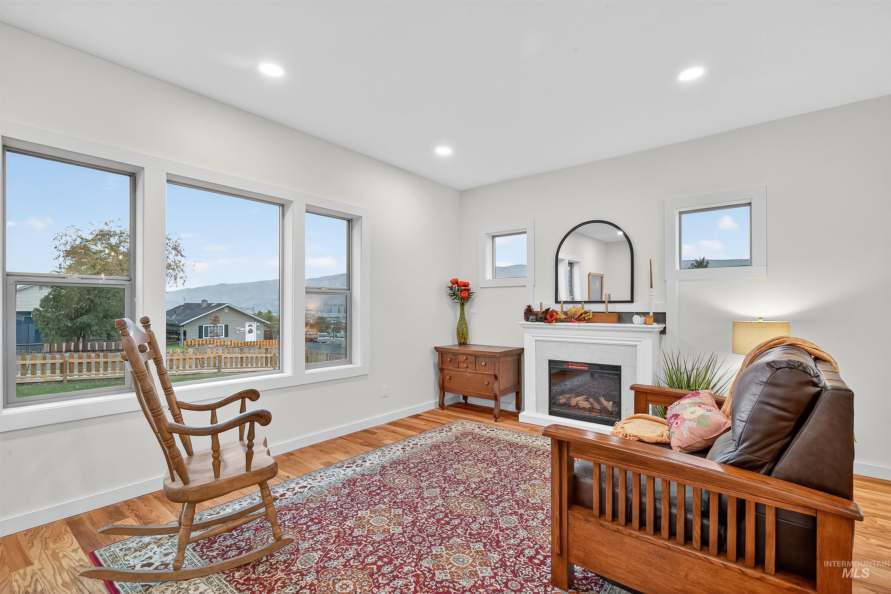 425 27th St, Lewiston, Idaho 83501, 5 Bedrooms, 4 Bathrooms, Residential For Sale, Price $629,000, 98966712