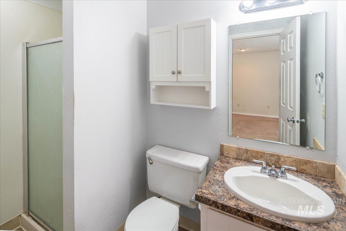 2473 N Westminster Ln, Boise, Idaho 83704, 4 Bedrooms, 2 Bathrooms, Residential For Sale, Price $314,900, 98966714