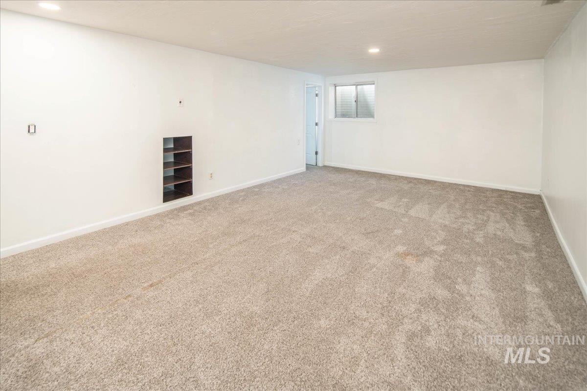 2473 N Westminster Ln, Boise, Idaho 83704, 4 Bedrooms, 2 Bathrooms, Residential For Sale, Price $314,900, 98966714