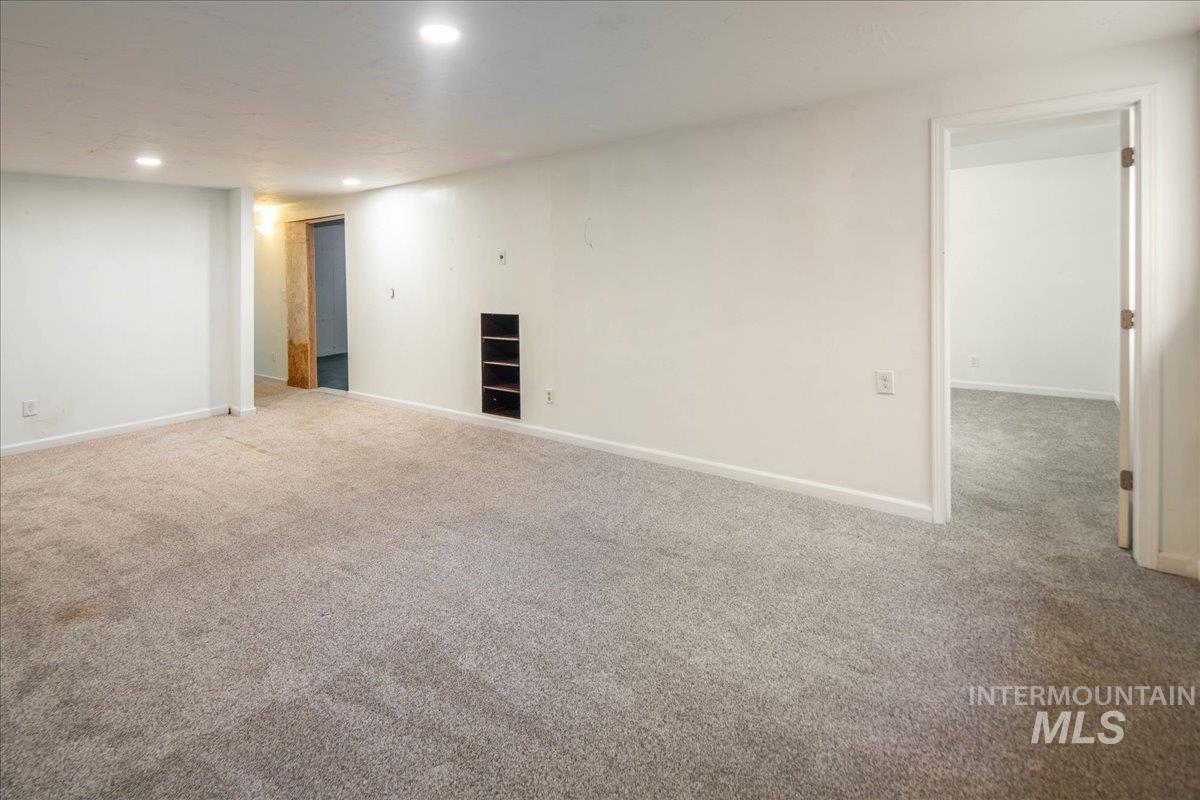 2473 N Westminster Ln, Boise, Idaho 83704, 4 Bedrooms, 2 Bathrooms, Residential For Sale, Price $314,900, 98966714