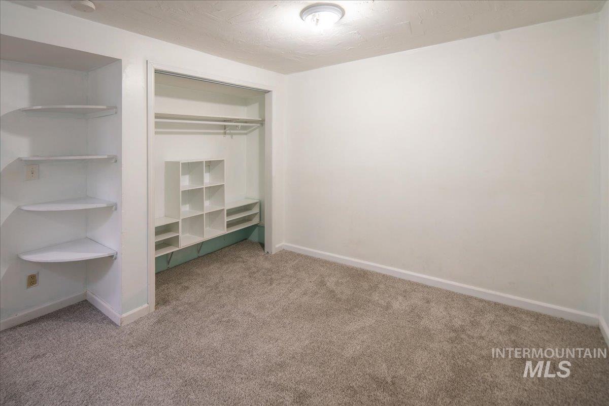 2473 N Westminster Ln, Boise, Idaho 83704, 4 Bedrooms, 2 Bathrooms, Residential For Sale, Price $314,900, 98966714