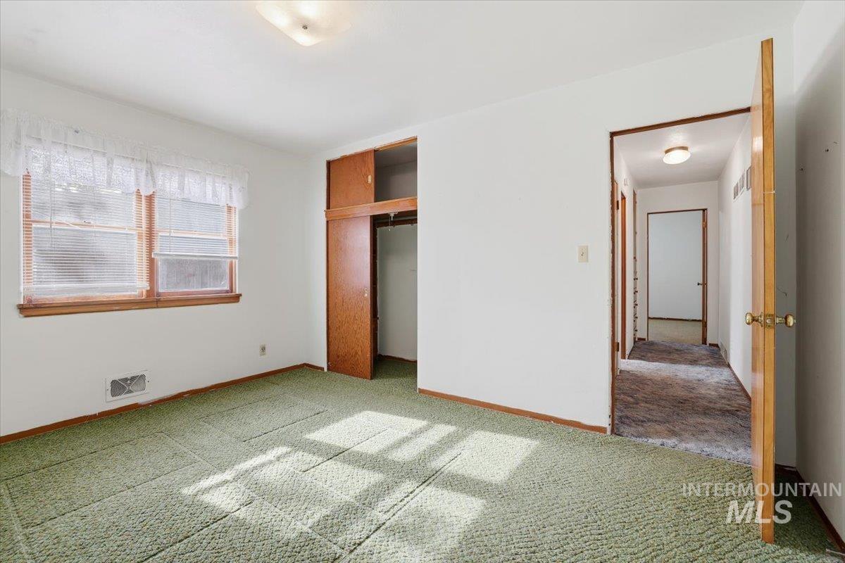 610 SW 5th St, Ontario, Oregon 97914-3415, 2 Bedrooms, 1.5 Bathrooms, Residential For Sale, Price $224,900, 98966716