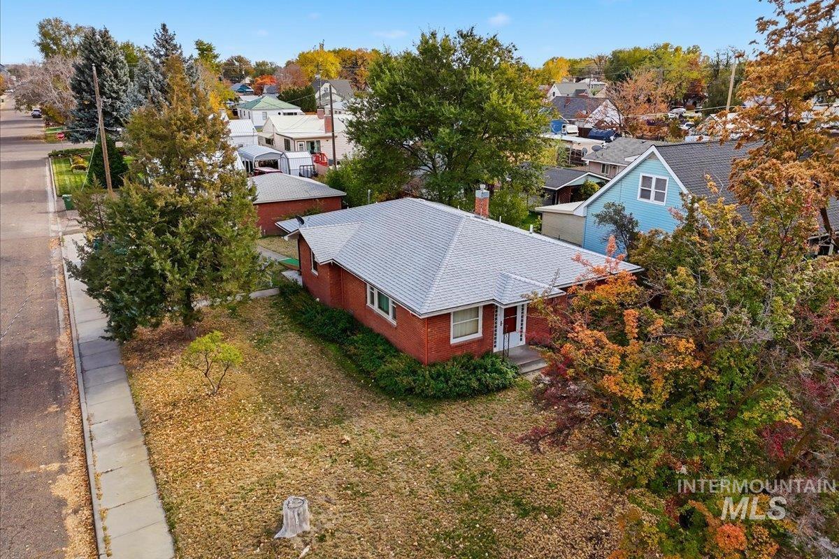 610 SW 5th St, Ontario, Oregon 97914-3415, 2 Bedrooms, 1.5 Bathrooms, Residential For Sale, Price $224,900, 98966716