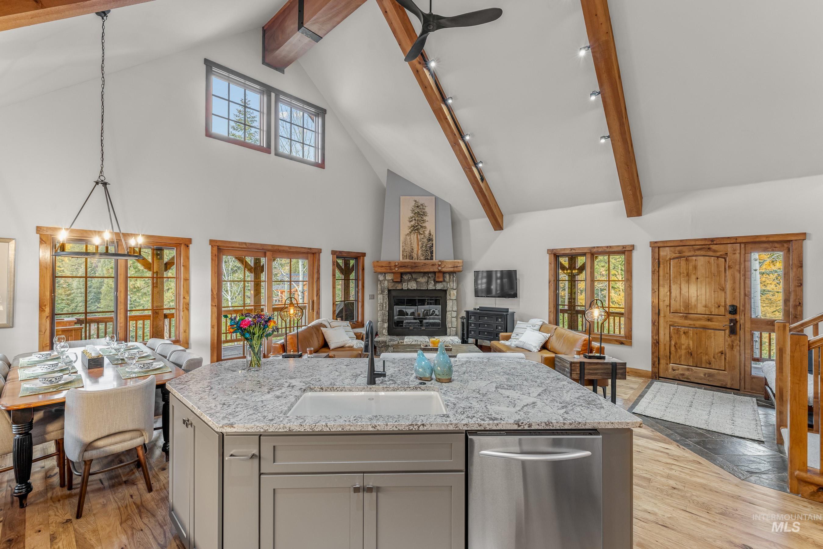 12 Haystack Court, Donnelly, Idaho 83615, 4 Bedrooms, 4 Bathrooms, Residential For Sale, Price $1,995,000, 98966723