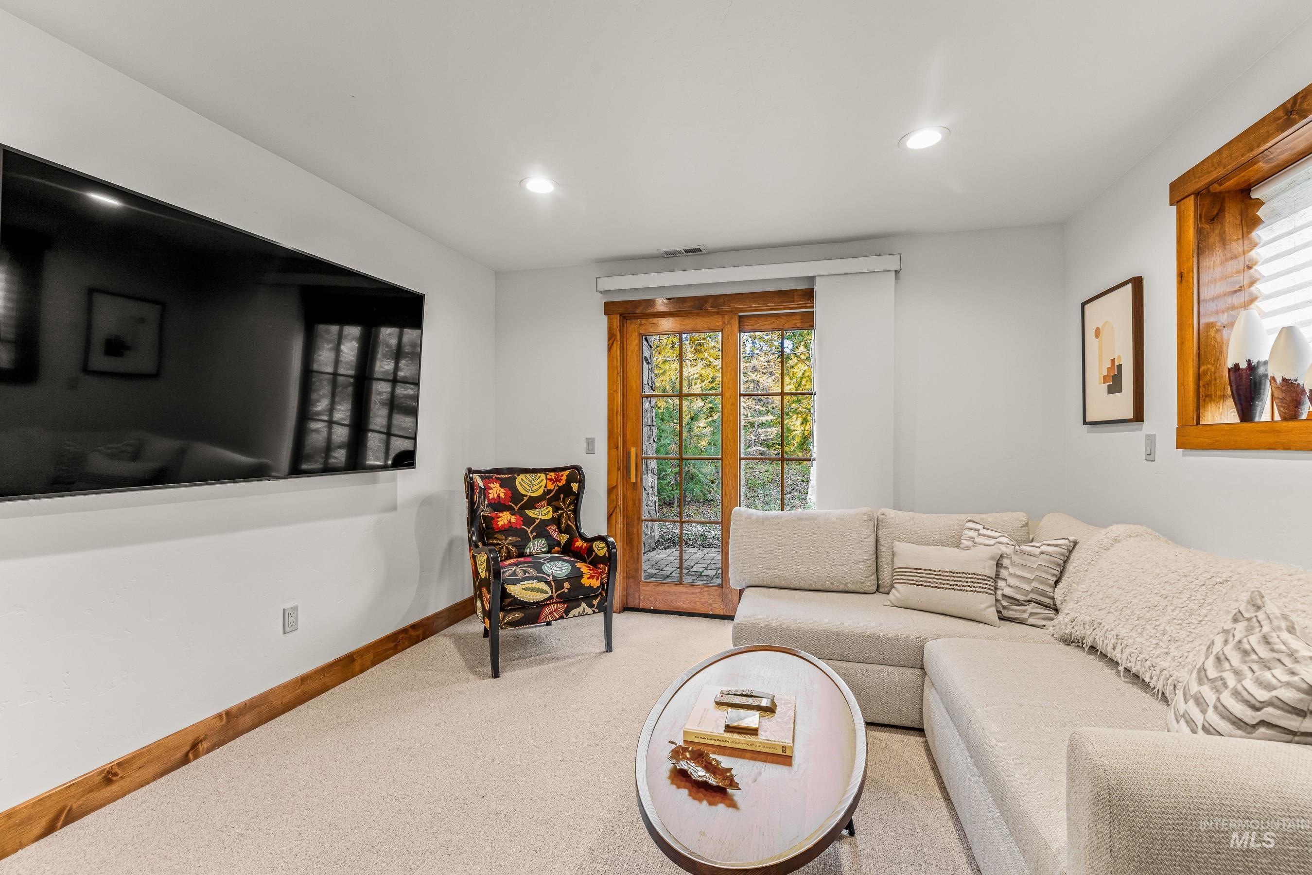 12 Haystack Court, Donnelly, Idaho 83615, 4 Bedrooms, 4 Bathrooms, Residential For Sale, Price $1,995,000, 98966723