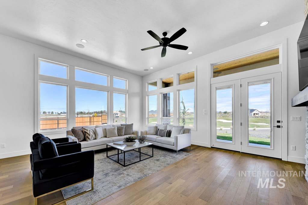 11436 S Saylis Pl, Kuna, Idaho 83634, 3 Bedrooms, 2.5 Bathrooms, Residential For Sale, Price $985,000, 98966735