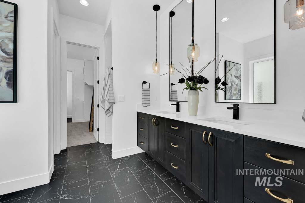 11436 S Saylis Pl, Kuna, Idaho 83634, 3 Bedrooms, 2.5 Bathrooms, Residential For Sale, Price $985,000, 98966735