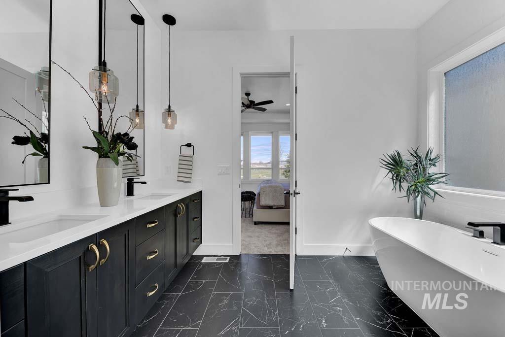 11436 S Saylis Pl, Kuna, Idaho 83634, 3 Bedrooms, 2.5 Bathrooms, Residential For Sale, Price $985,000, 98966735