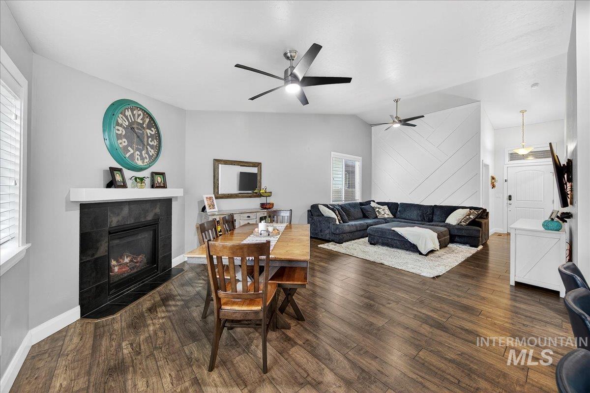 5330 W Los Flores St, Meridian, Idaho 83646-7111, 4 Bedrooms, 2 Bathrooms, Residential For Sale, Price $459,000, 98966736