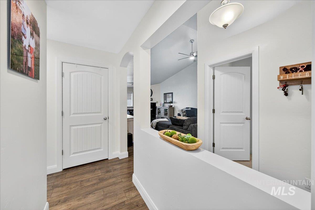 5330 W Los Flores St, Meridian, Idaho 83646-7111, 4 Bedrooms, 2 Bathrooms, Residential For Sale, Price $459,000, 98966736