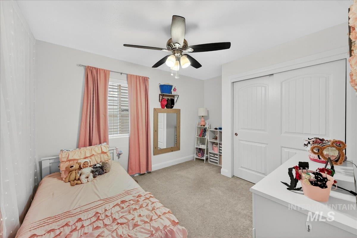 5330 W Los Flores St, Meridian, Idaho 83646-7111, 4 Bedrooms, 2 Bathrooms, Residential For Sale, Price $459,000, 98966736