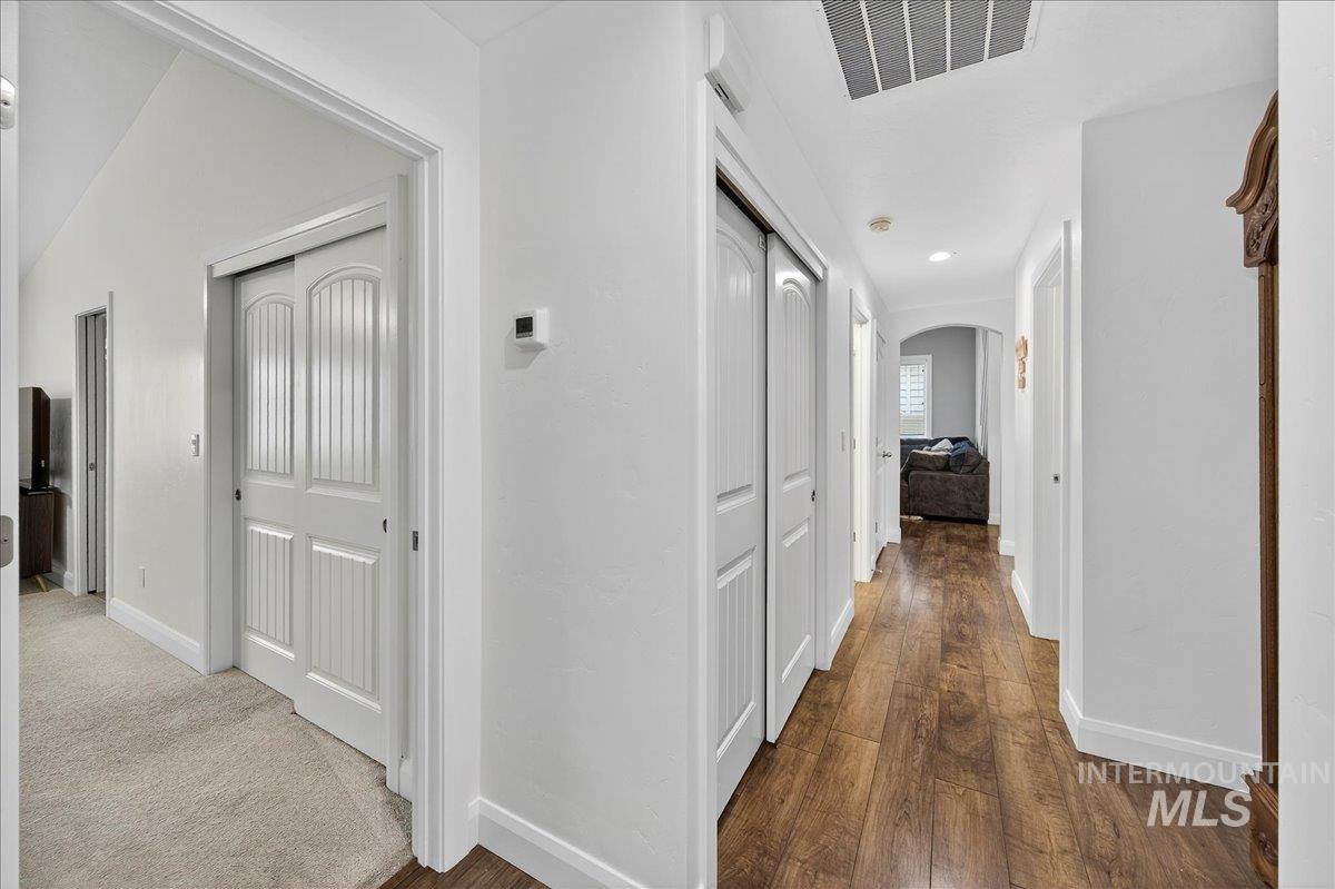 5330 W Los Flores St, Meridian, Idaho 83646-7111, 4 Bedrooms, 2 Bathrooms, Residential For Sale, Price $459,000, 98966736