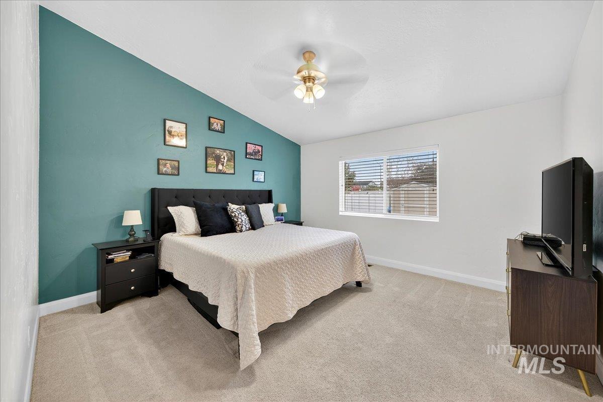 5330 W Los Flores St, Meridian, Idaho 83646-7111, 4 Bedrooms, 2 Bathrooms, Residential For Sale, Price $459,000, 98966736