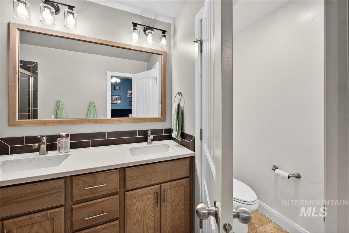 5330 W Los Flores St, Meridian, Idaho 83646-7111, 4 Bedrooms, 2 Bathrooms, Residential For Sale, Price $459,000, 98966736